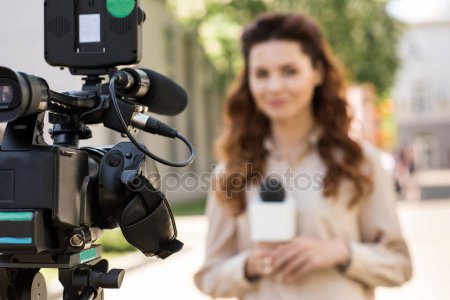 Sky не накажет Невилла за слова о флагах и злых белых мужчинах среднего возраста, несмотря на свои правила и угрожающих отменить подписку зрителей