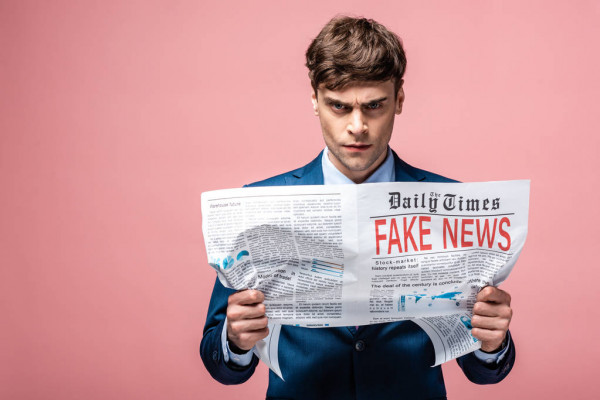 Guardian рассказала, как агент КГБ завербовал сына и вел двойную жизнь