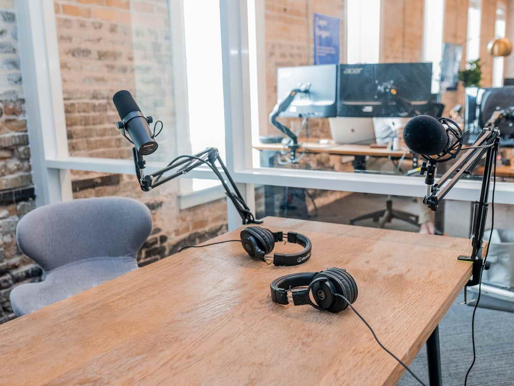 Bloomberg: Apple рассматривает сотрудничество с OpenAI для Siri