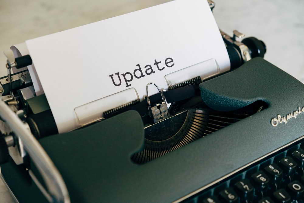 Apple готовит iOS 18.4 с умными уведомлениями на базе ИИ  релиз уже близко